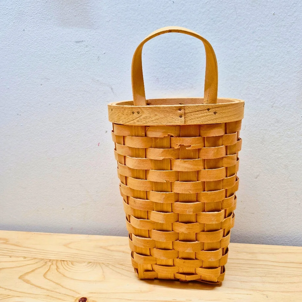 Vintage Taskets Renaissance Woven Hanging Basket - Picture 3 of 8